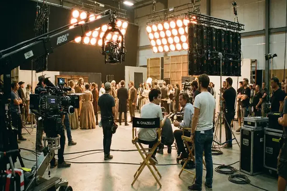 四虎专业影视拍摄现场实景